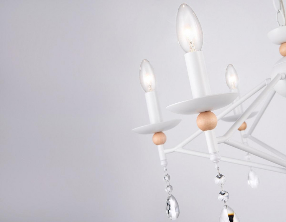 Подвесная люстра Ambrella Light Modern TR9596