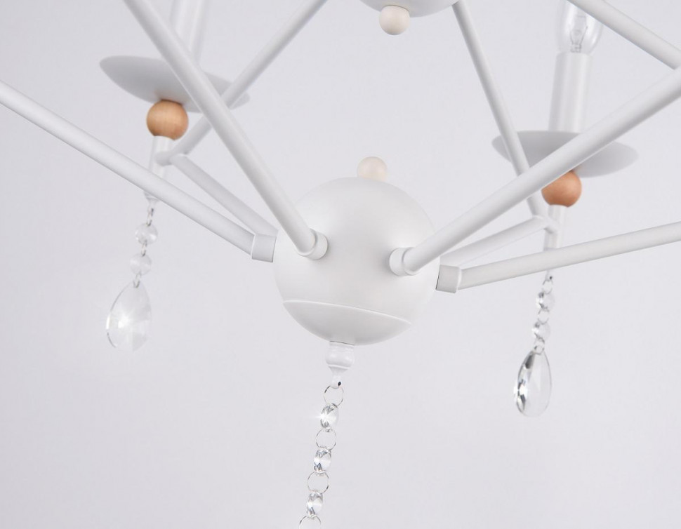 Подвесная люстра Ambrella Light Modern TR9596