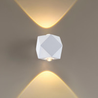 Уличный настенный светодиодный светильник Odeon Light Hightech Diamanta 4219/4WL