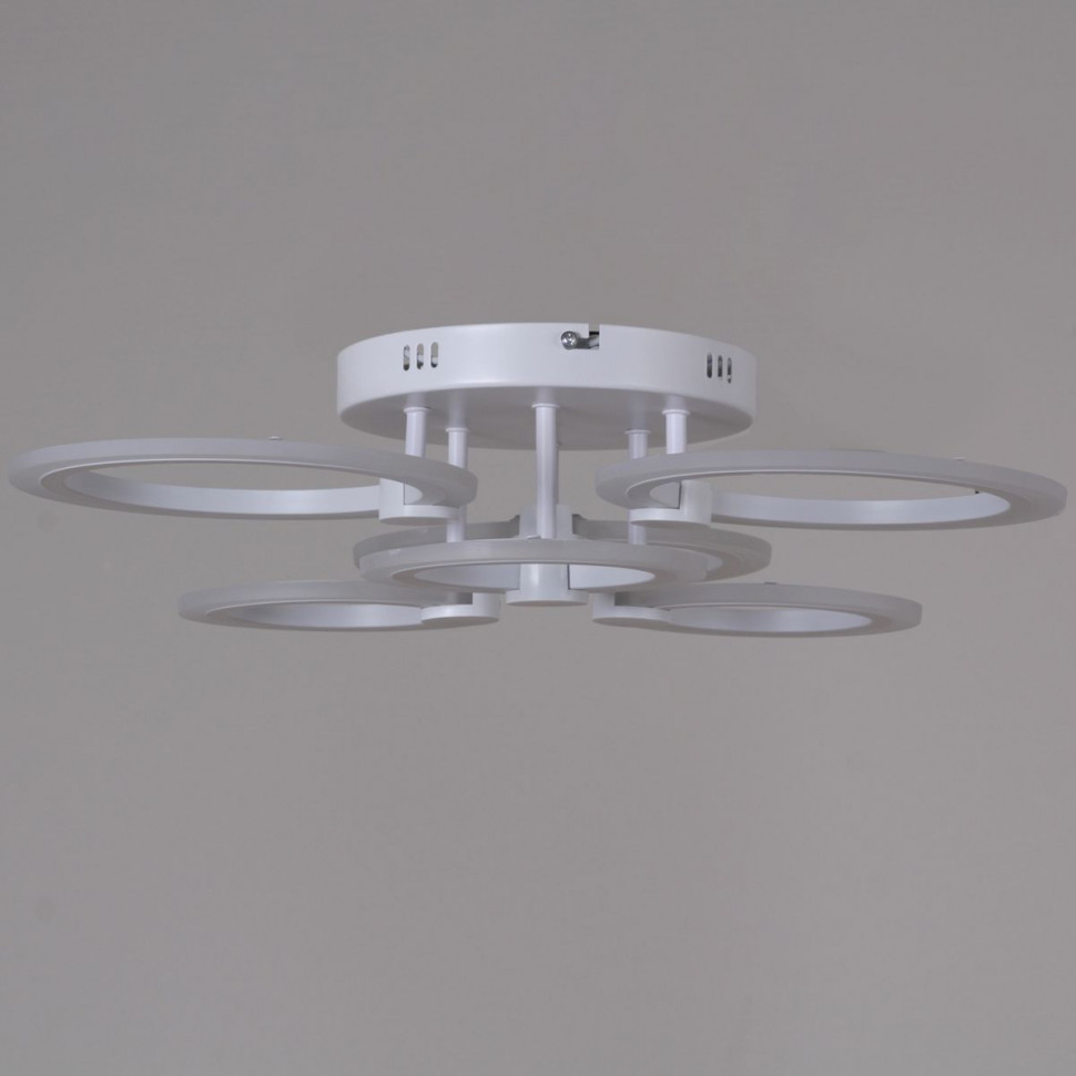 Потолочная люстра Reluce 09502-0.3-3+3 WH