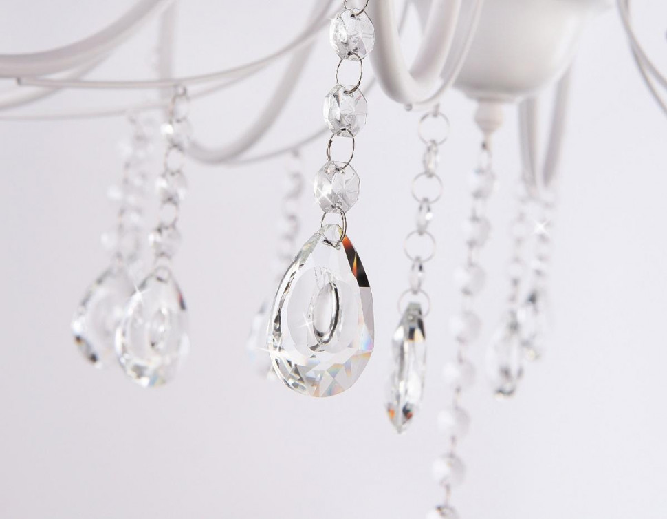 Подвесная люстра Ambrella Light Modern TR4605