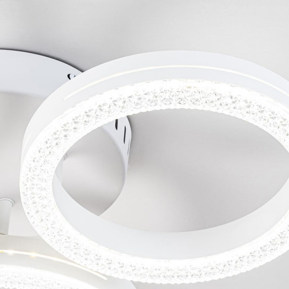 Потолочная люстра Escada Fianit 10282/3LED