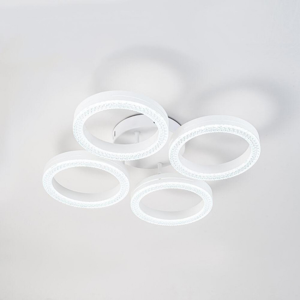 Потолочная люстра Escada Fianit 10282/4LED