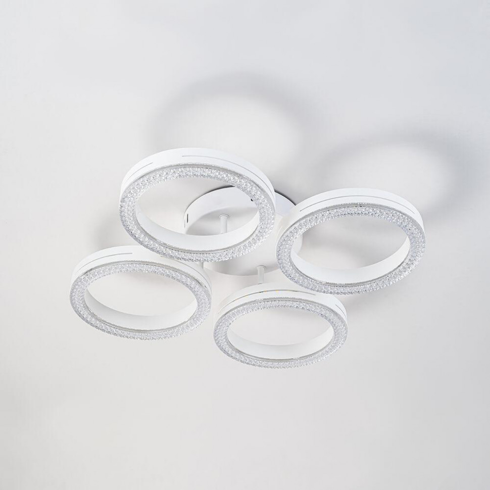 Потолочная люстра Escada Fianit 10282/4LED