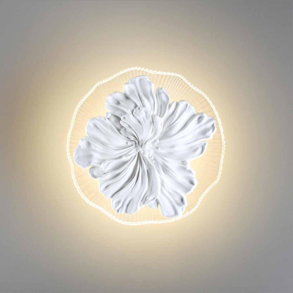 Настенный светильник Odeon Light Fiore 6614/8WL