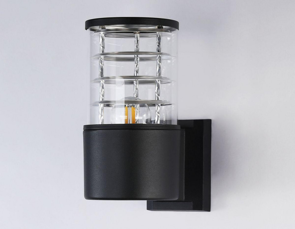 Уличный настенный светильник Ambrella Light Garden ST2522