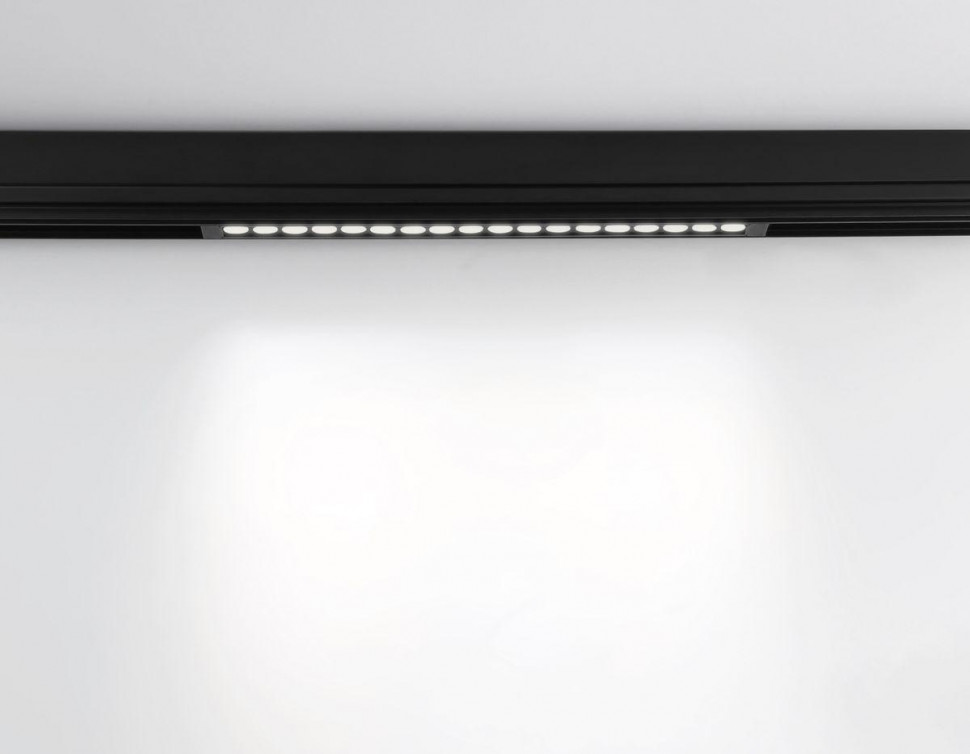 Трековый магнитный светильник Ambrella Light Magnetic 220V GL1314