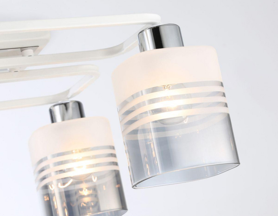 Потолочная люстра Ambrella Light Modern TR303205