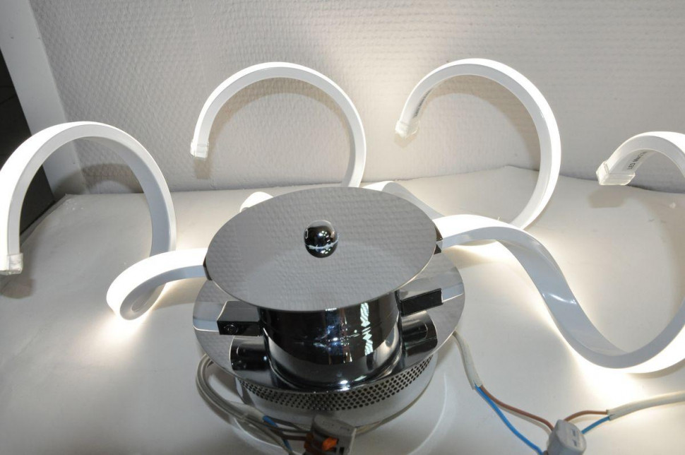 Настенный светильник Elvan BR-136/4-12W-NH-BraCh
