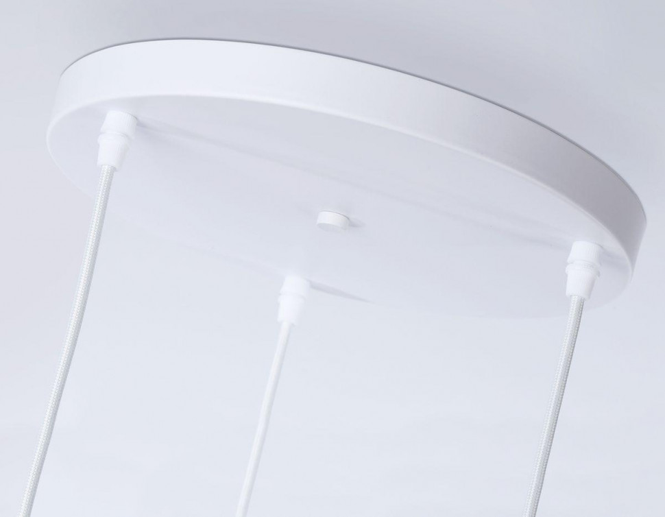 Подвесной светильник Ambrella Light Traditional TR8078