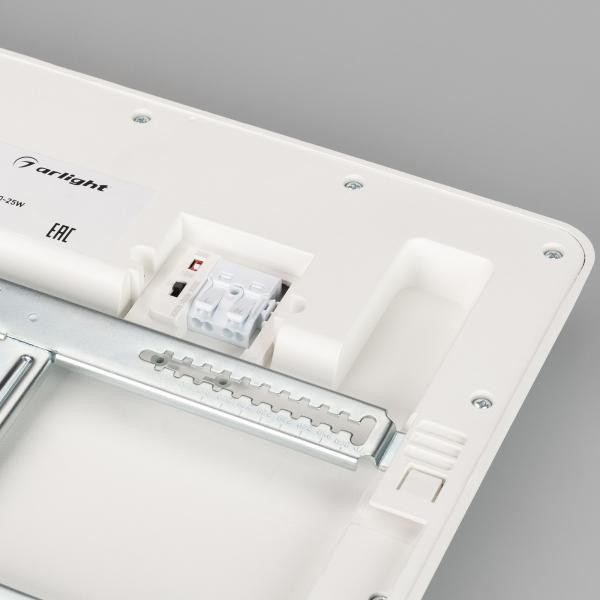 Встраиваемый светильник Arlight CL-Fiokk-S220x220-18W Day4000-Mix 034471