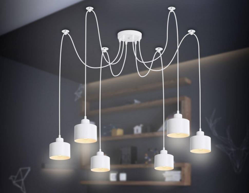 Подвесная люстра Ambrella Light Traditional TR8131