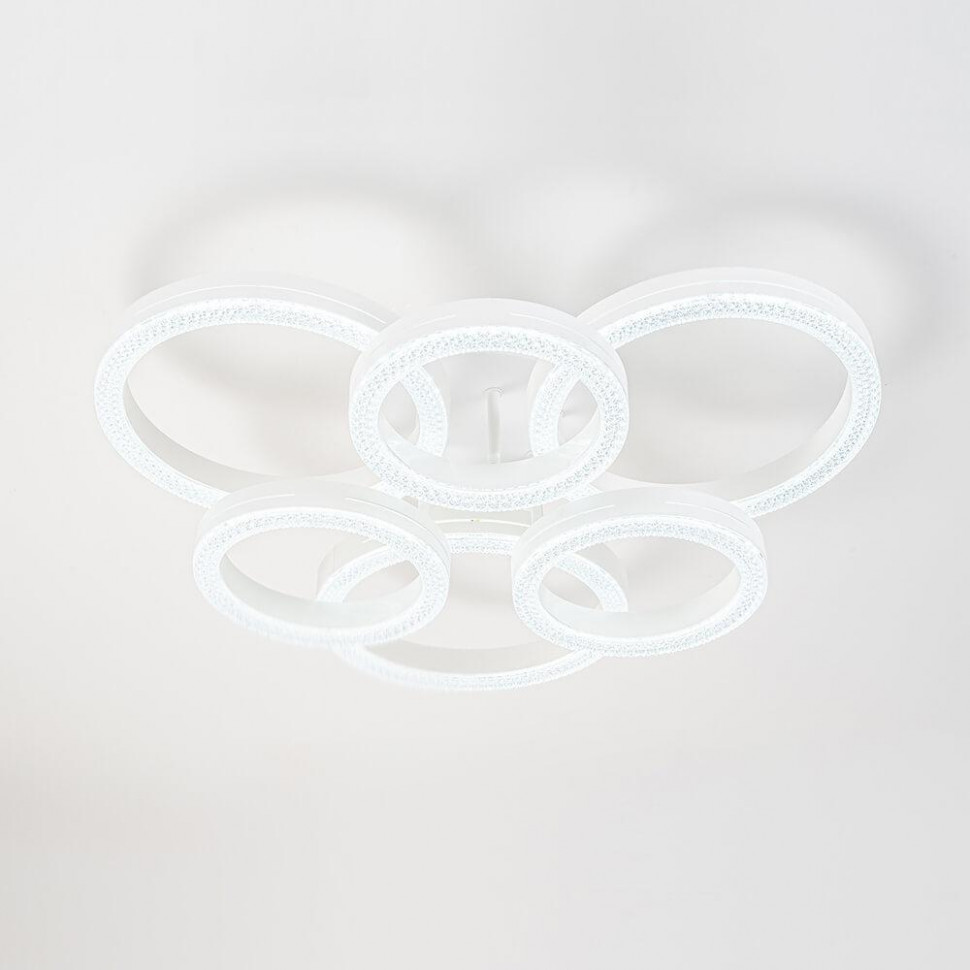 Потолочная люстра Escada Fianit 10282/6LED