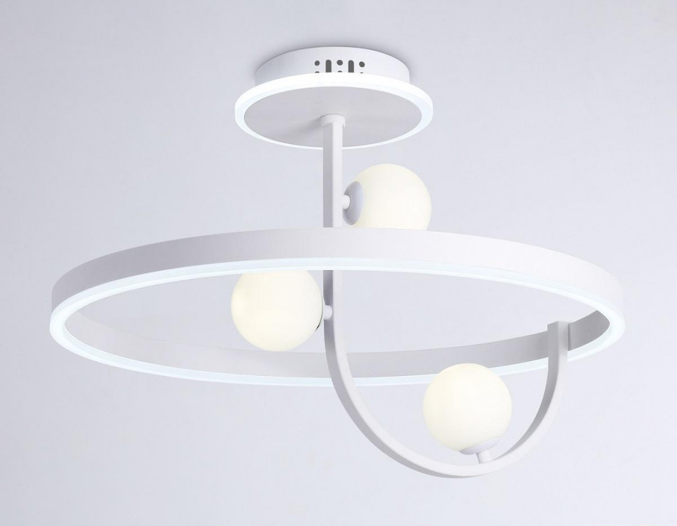 Люстра на штанге Ambrella Light Comfort LineTech FL66261