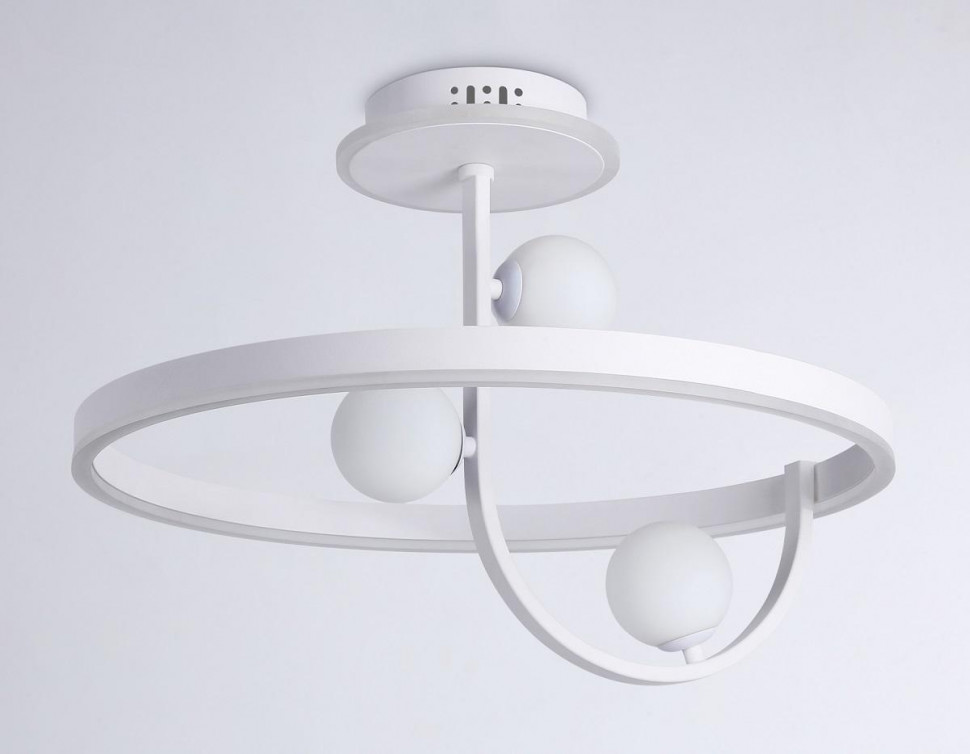 Люстра на штанге Ambrella Light Comfort LineTech FL66261