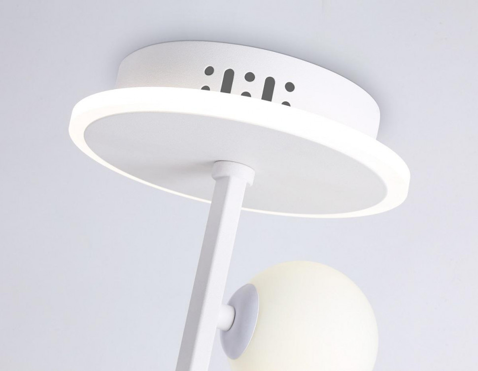 Люстра на штанге Ambrella Light Comfort LineTech FL66261
