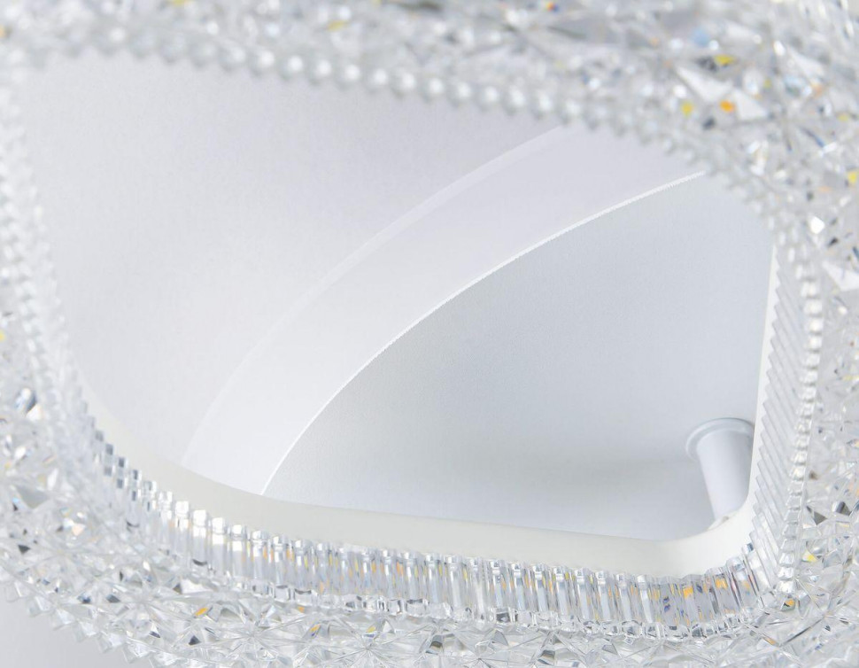 Потолочная люстра Ambrella Light Acrylica FA3925