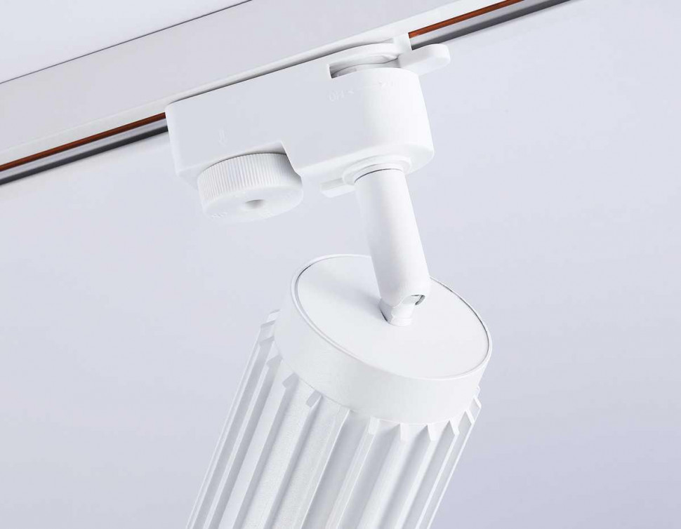 Трековый однофазный светильник Ambrella Light Track System GL5157