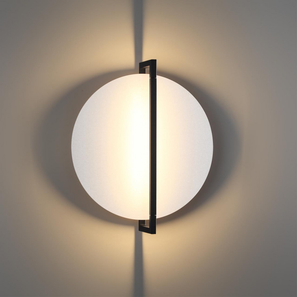 Настенно-потолочный светильник Odeon Light Lunar 7015/15WL