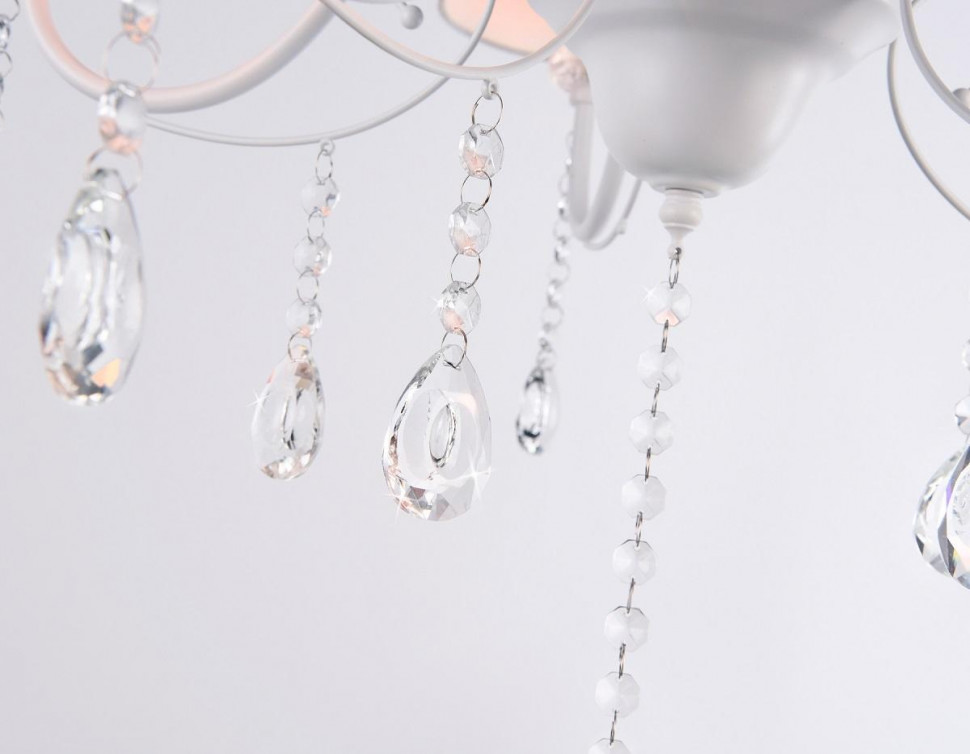 Подвесная люстра Ambrella Light Modern TR4603