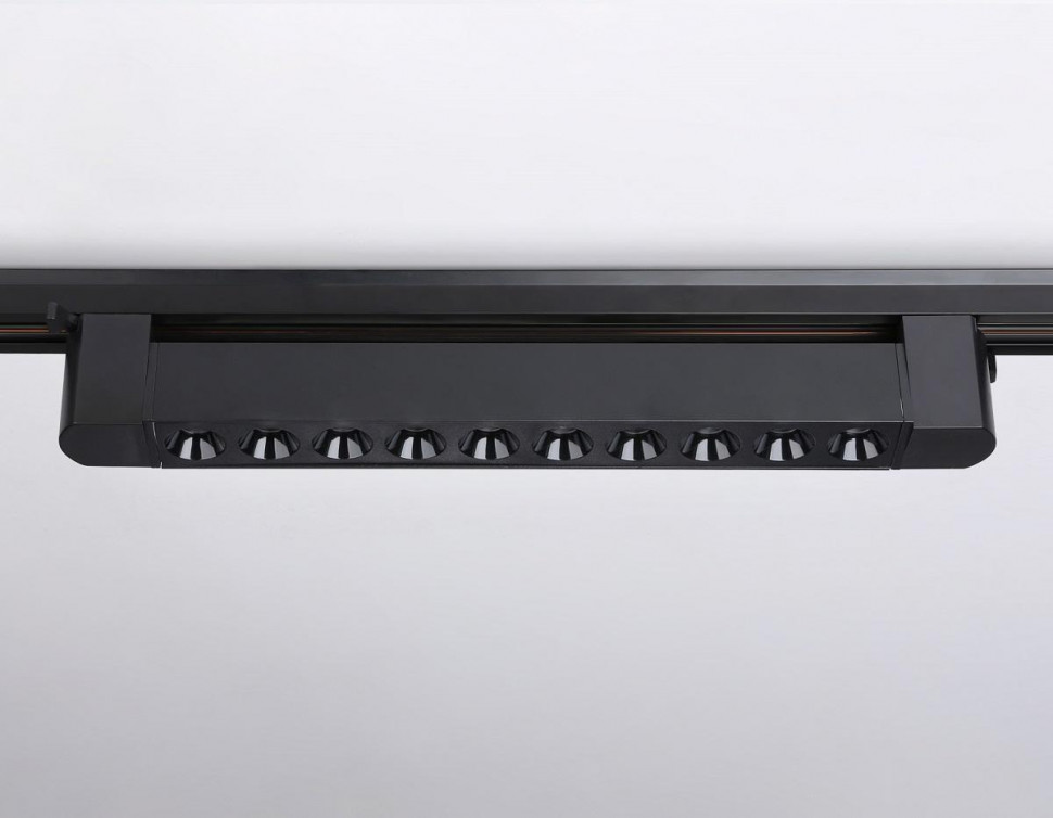 Трековый однофазный светильник Ambrella Light Track system GL6709